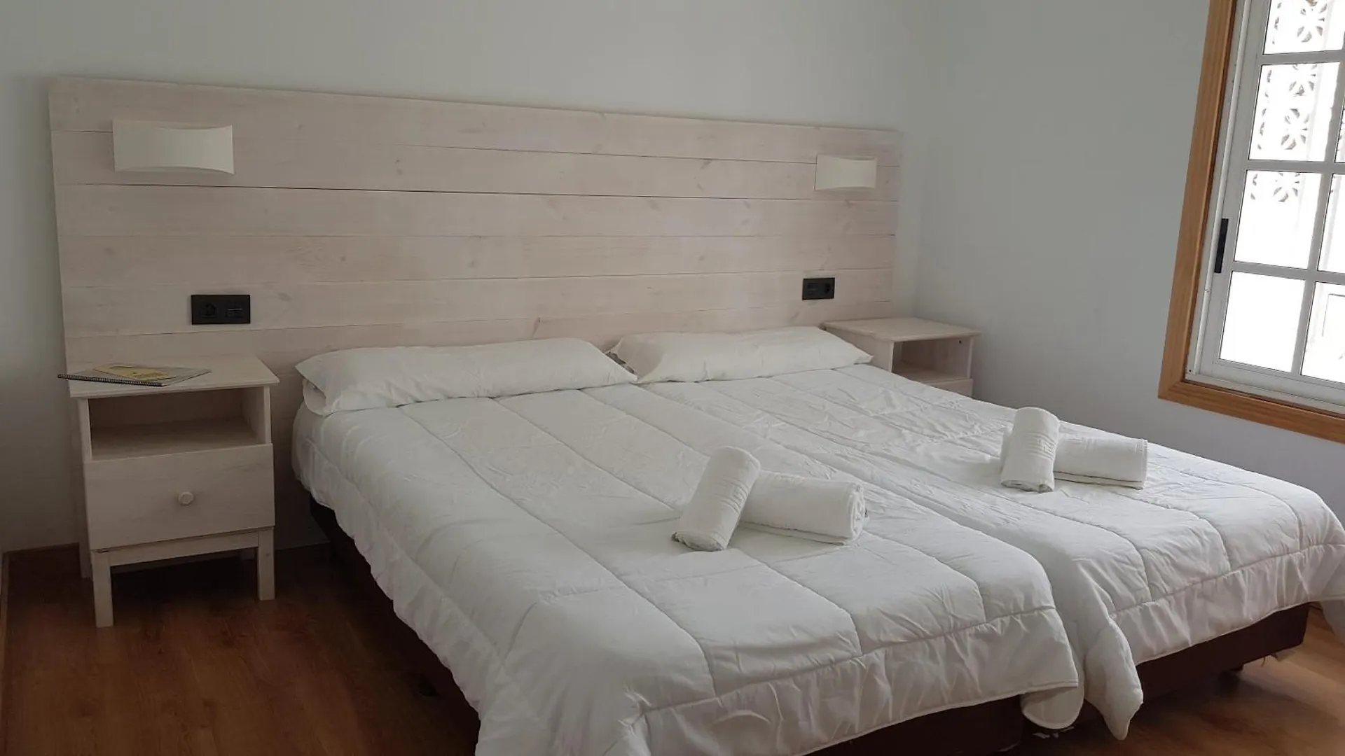 אדחה Villa Las Flores ספרד